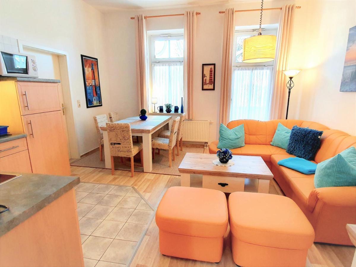 Asta Apartment